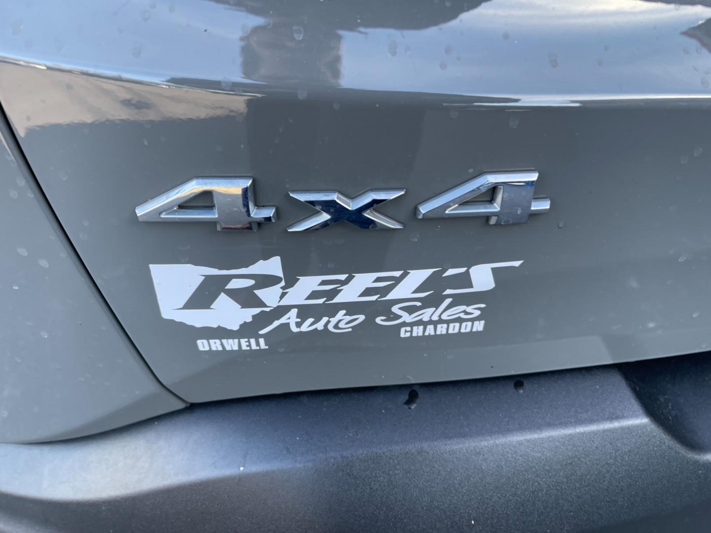 2020 Gray /Black Jeep Renegade Latitude 4WD (ZACNJBBB7LP) with an 2.4L I4 DOHC 16V engine, 9A transmission, located at 11115 Chardon Rd. , Chardon, OH, 44024, (440) 214-9705, 41.580246, -81.241943 - Photo#11